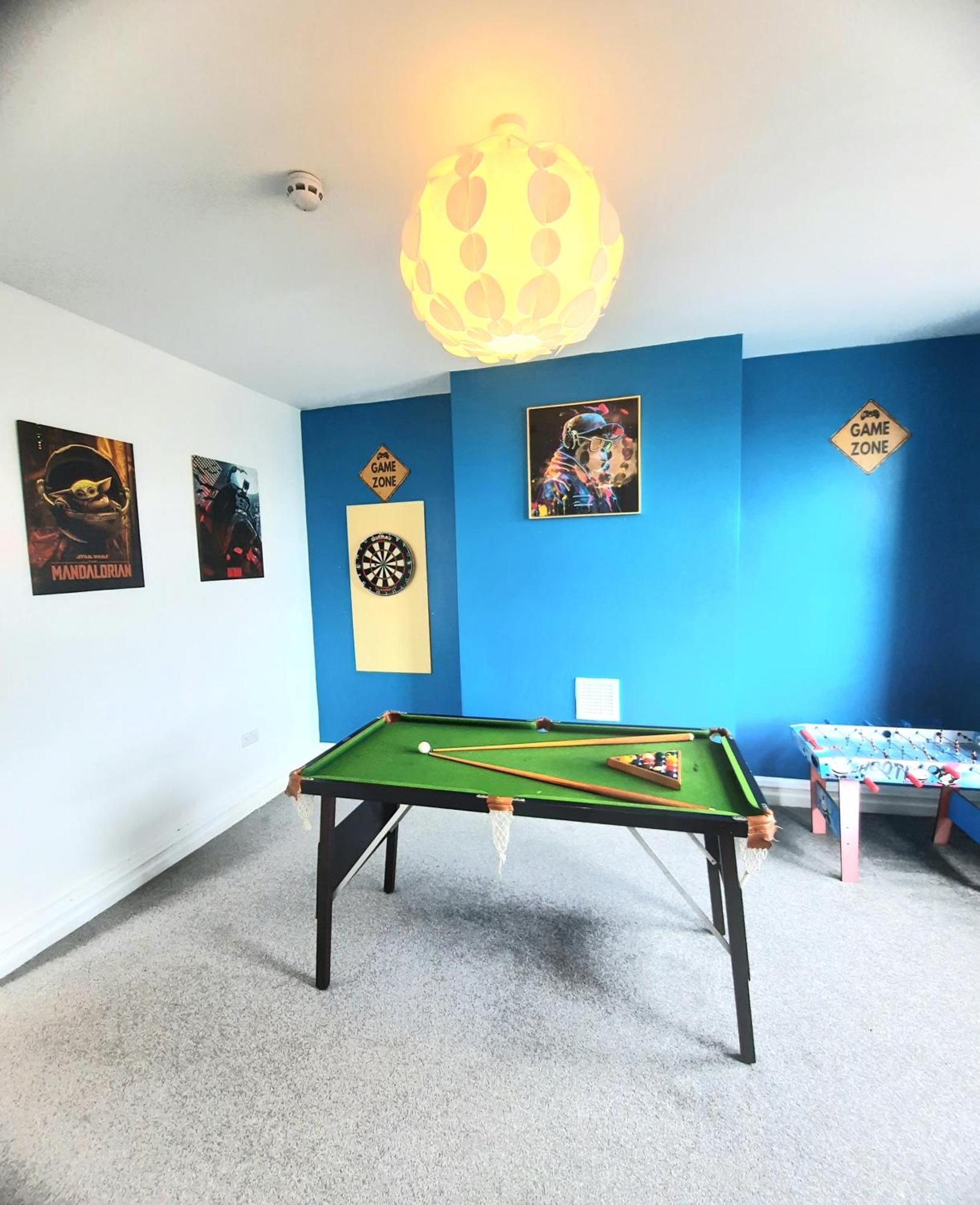 Home In Woodhouse, Leeds,Free 4 Car Parking,Free Wifi Eksteriør bilde